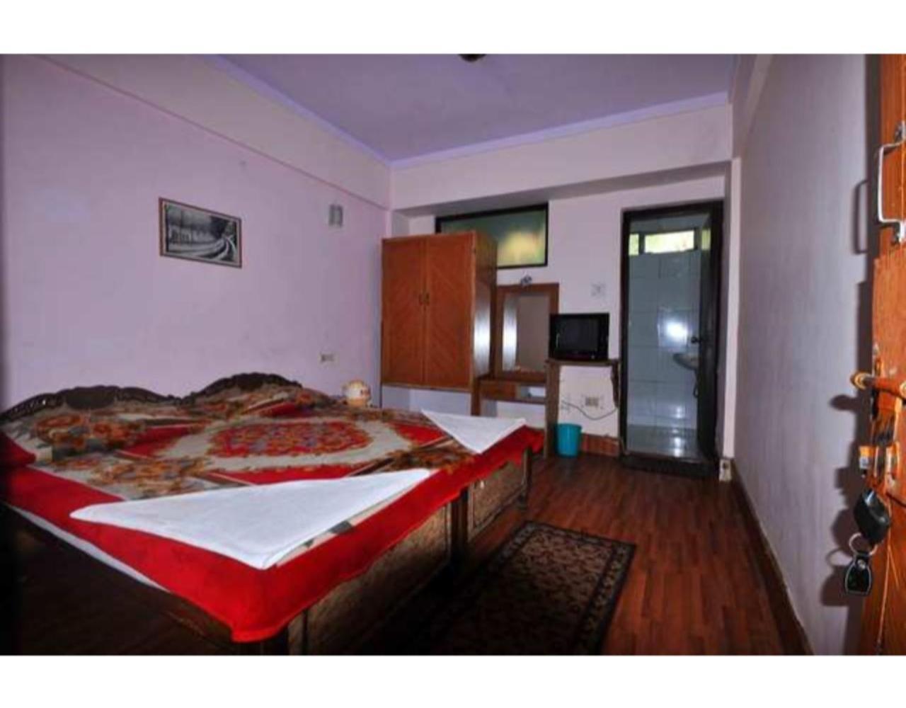 Anamika Hotel Nainital Bagian luar foto