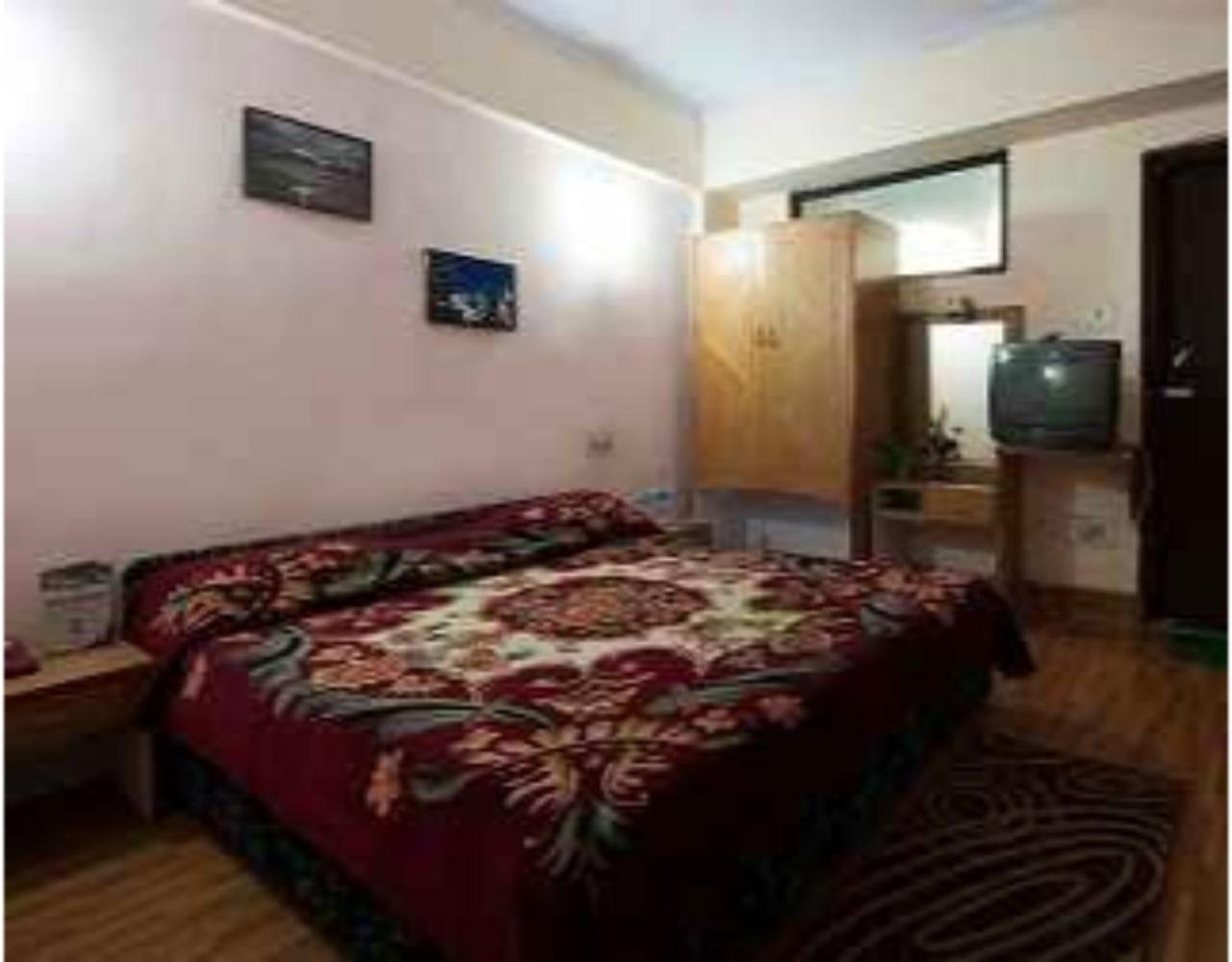 Anamika Hotel Nainital Bagian luar foto