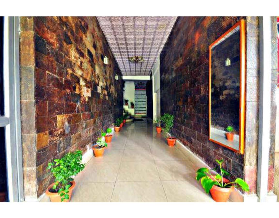 Anamika Hotel Nainital Bagian luar foto